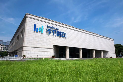 疫情全球流行下，中国企业跻身全球最大捐助者行列